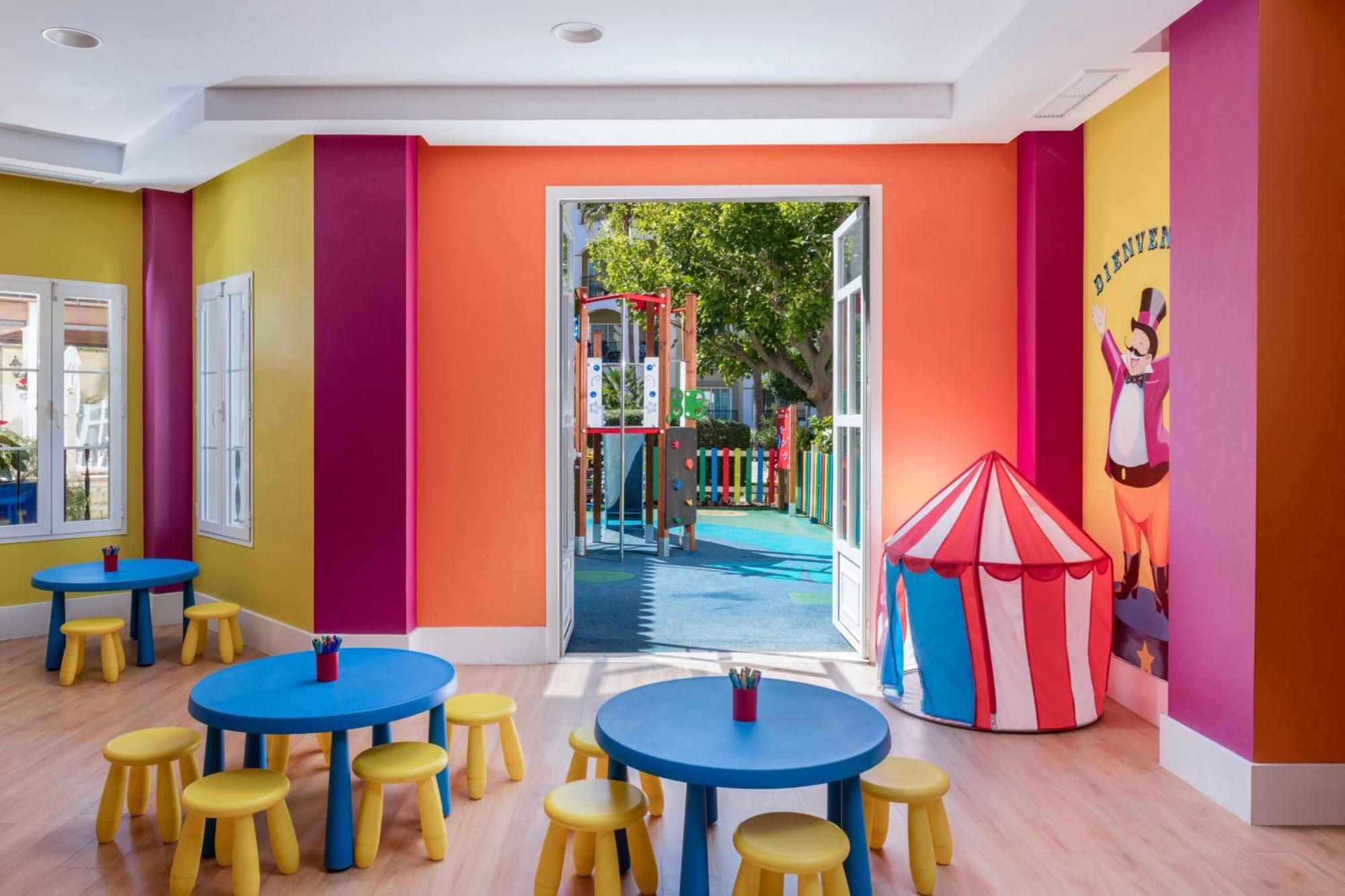 Marriott's Playa Andaluza, A Marriott Vacation Club Resort Estepona Esterno foto