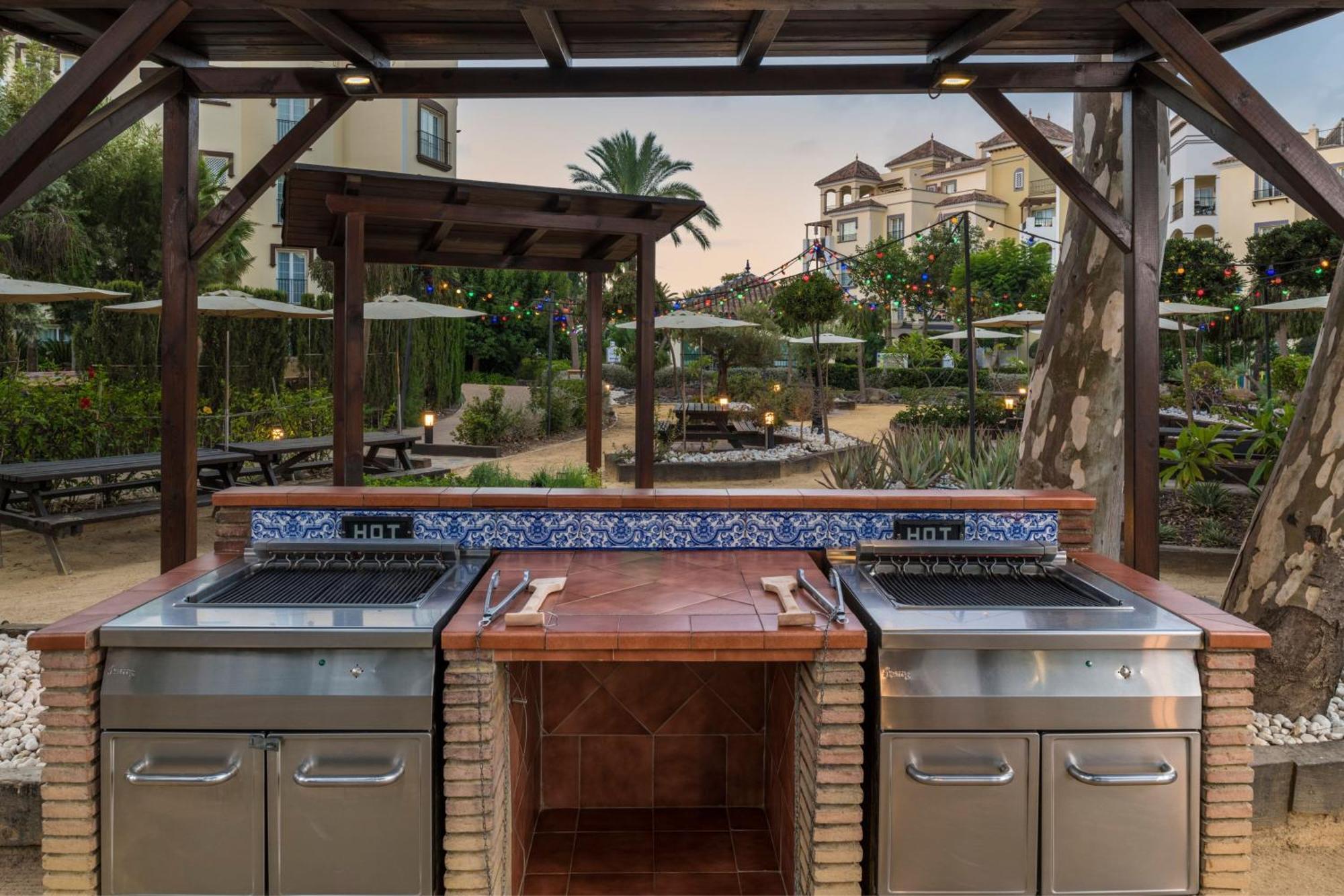 Marriott's Playa Andaluza, A Marriott Vacation Club Resort Estepona Esterno foto