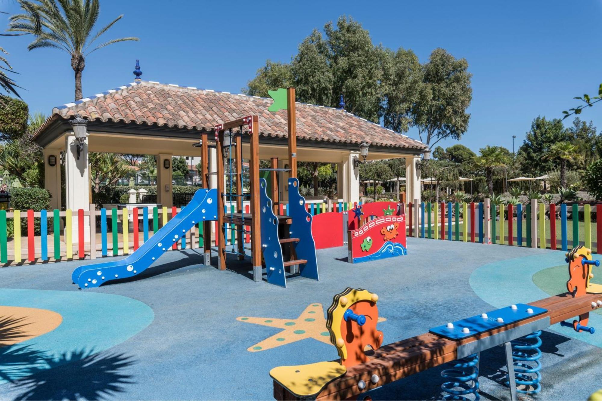 Marriott's Playa Andaluza, A Marriott Vacation Club Resort Estepona Esterno foto