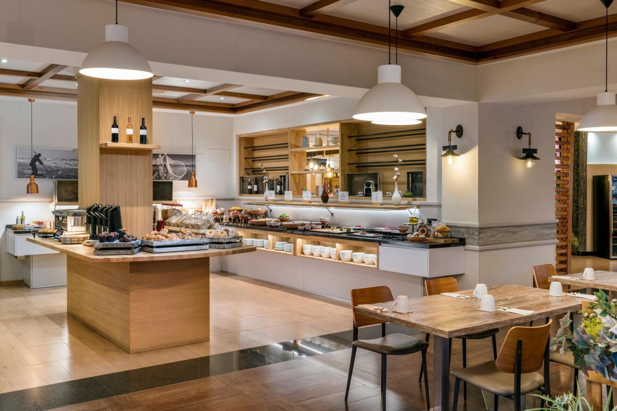Marriott's Playa Andaluza, A Marriott Vacation Club Resort Estepona Esterno foto