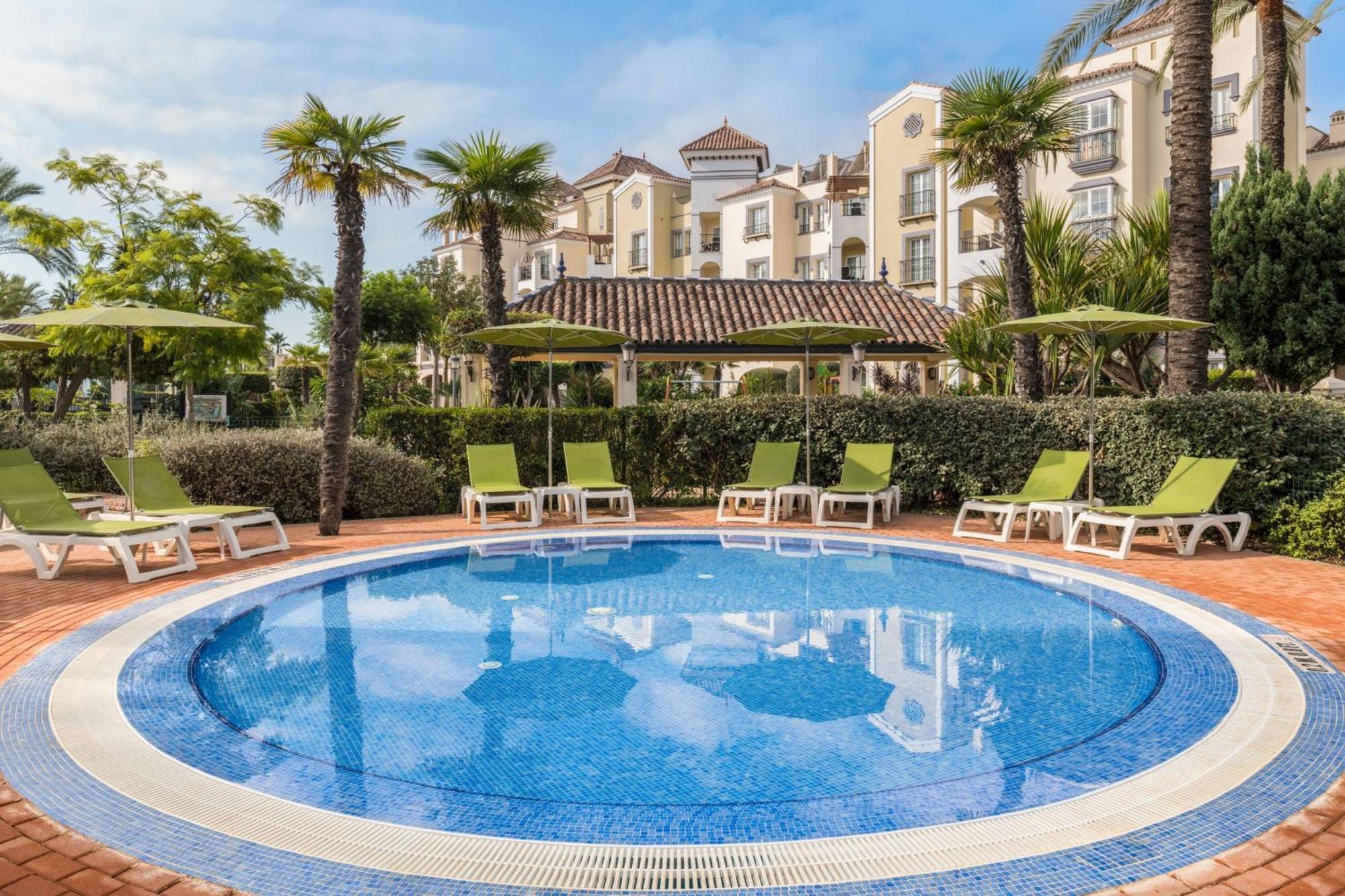 Marriott's Playa Andaluza, A Marriott Vacation Club Resort Estepona Esterno foto