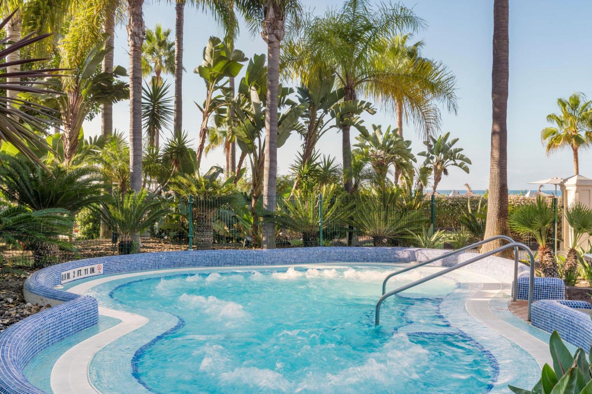 Marriott's Playa Andaluza, A Marriott Vacation Club Resort Estepona Esterno foto