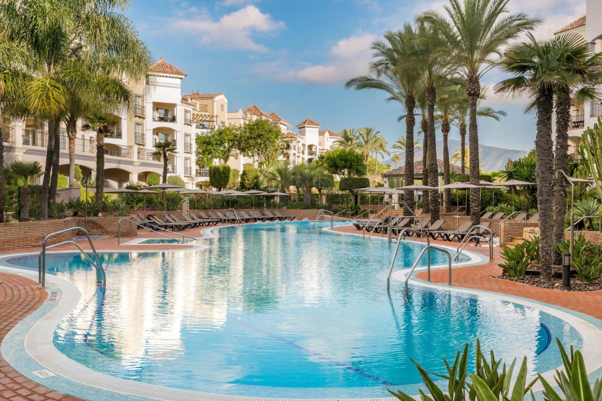 Marriott's Playa Andaluza, A Marriott Vacation Club Resort Estepona Esterno foto