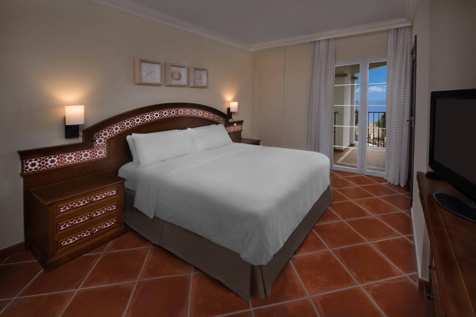 Marriott's Playa Andaluza, A Marriott Vacation Club Resort Estepona Esterno foto