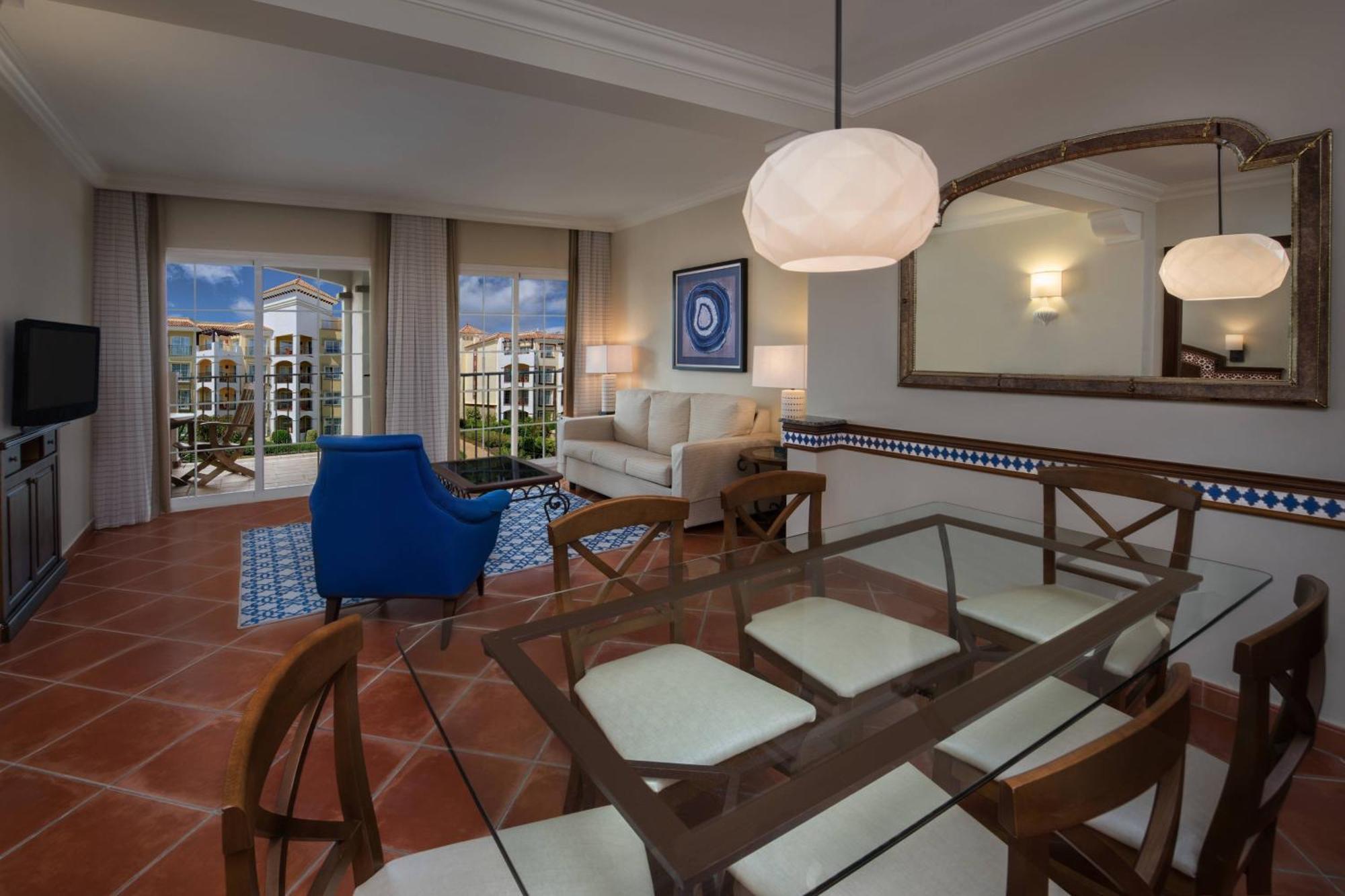 Marriott's Playa Andaluza, A Marriott Vacation Club Resort Estepona Esterno foto